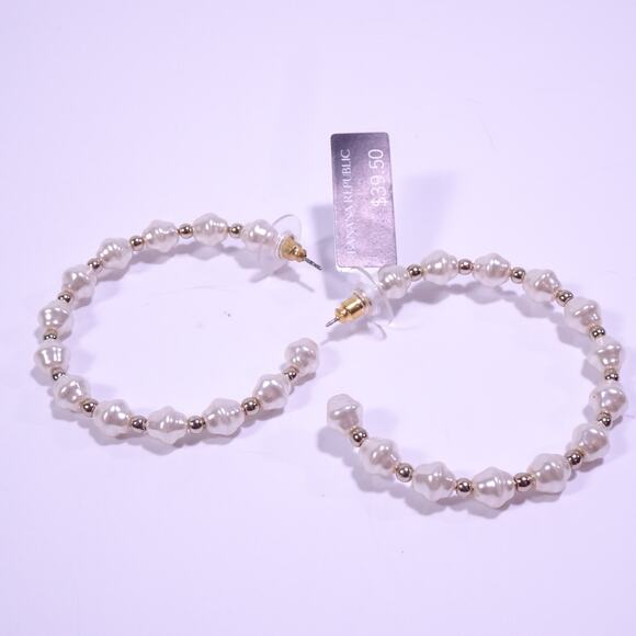Banana Republic Women's Fresh Water Pearl Bead Hoop Earrings NWT 39 - Picture 5 of 6
